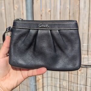 Coach Pleated Smooth Leather Wallet Wristlet Black Silver Y2K